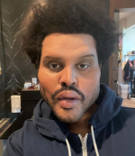 The Weeknd висміяв надмірне захоплення "пластикою" у новому кліпі