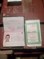 На Луганщині захоплено російську бронемашину із документами і зброєю (фото)