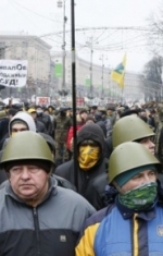 Думки українців щодо акцій протесту розділилися практично порівну