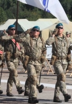 На параді до Дня Незалежності військові вітатимуться по-новому (фото)