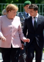 Зеленський зустрівся із Меркель (фото)