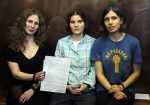 Священикові, який хотів попросити вибачення у Pussy Riot, заборонили проводити служби
