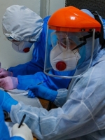Кількість захворювань на COVID-19 в Україні перевалила за 20 тисяч