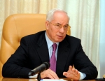 Азаров заявив, що депутатські пільги обходяться бюджету не так вже й дорого