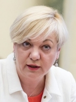 Гонтарева не збирається судитися з Коломойським
