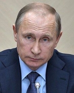 Путін приїхав в анексований Крим подивитися, як пускають ракети