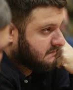 Суд скасував арешт на квартири та акції сина Авакова