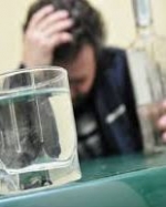 58 людей померли від отруєння сурогатним алкоголем