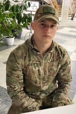 Героєм першого епізоду нової програми «Музична варта» став військовослужбовець Денис Залізко. Хлопець 14 місяців провів у російському полоні, але і там потай співав побратимам українські пісні. (+ ВІДЕО)