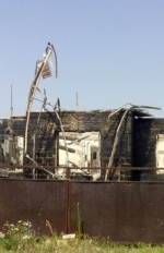 Внаслідок артилерійського обстрілу в Авдіївці згорів житловий будинок (фото)