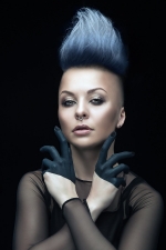 Українська співачка KiRA MAZUR постане в новому образі і стилі