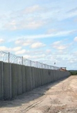 Тука планує розпочати будівництво стіни на кордоні з РФ