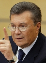 Європейський суд зняв санкції з низки людей Януковича