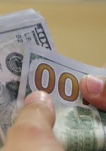 Україна отримала мільярд доларів під гарантії США