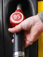 Пальне подорожчало на 50 копійок за літр