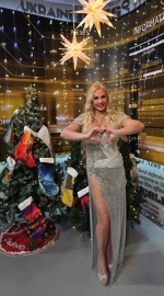 Як прикрашає своє помешкання Kamaliya, хто головний чарівник в її будинку. (+ ВІДЕО)