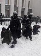 Amnesty International закликає розслідувати “зачистку” під Радою