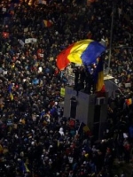 Румуни вимагають відставки уряду і президента