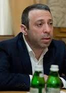 Лідера партії "УКРОП" Геннадія Корбана привезли на судове засідання у Чернігові (відео)