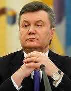 Суд відновлює дебати у справі Януковича