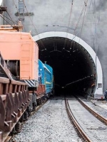 Президент Порошенко відкрив Бескидський тунель