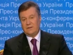 Януковичу у Вінниці цілували руки (відео)