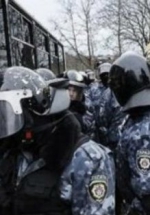 З Донецька в Київ виїхала колона автобусів з правоохоронцями