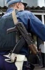 Проїзди до Майдану заблокували ДАІшинки з автоматами