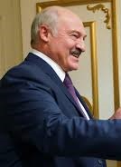 Лукашенко все ще противиться карантину
