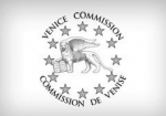 Київ все-таки прислухається до зауважень Венеціанської комісії стосовно референдуму?