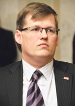 Міністр Розенко заявляє про можливе підвищення "мінімалки" до 4000 грн