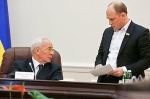 УДАРівець заявляє про тиск через позов проти Азарова