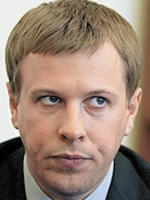 Прокуратура закрила справу щодо податків Хомутинніка