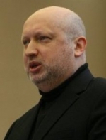 Росія розмістила у Криму 30 тисяч військових і ракети С-400 - Турчинов