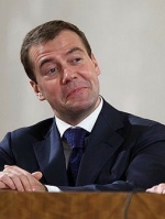 Медведєв запропонував заборонити американські товари у відповідь на санкції