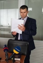 Адвокат Януковича Віталій Мешечек відмовився від своїх обов'язків захисника