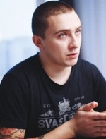 До Стерненка прийшла поліція з постановою про примусовий привід в СБУ