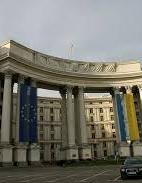 МЗС протестує проти вивезення з Криму до Росії ув’язнених