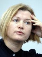 Геращенко просить Кабмін підтримати сім'ї заручників