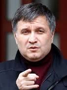 Аваков допускає виклик Порошенка на допит у корупційних справах