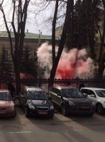 Посольство України у Москві закидали димовими шашками