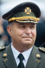 Міністр оборони Степан Полторак подав у відставку
