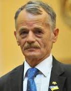 Джемілєв попросив Порошенка заблокувати постачання енергоносіїв та продуктів до Криму
