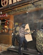 У Штабі нацспротиву надали докази того, що столичні ресторани вночі розтрощили "тітушки" (фото)
