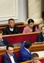 Депутата від БПП впіймали на кнопкодавстві (фото)