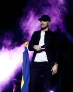 З початком повномасштабної війни Сергій Мироненко став на захист рідної країни зі зброєю в руках. Зараз Сергій повернувся до творчості, їздить з виступами до військових, а також активно займається волонтерством. (+ ВІДЕО)