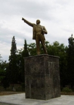 В міському саду Судака зруйнували пам'ятник Леніну (фото)