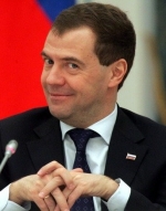 Медведєв доручив перевірити, чи не занадто багато корів і курей у росіян