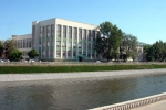 Озброєний злочинець взяв заручників в одному з російських вишів