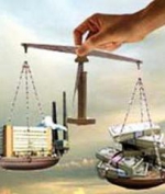 У Азарова шукають об'єкти для приватизації